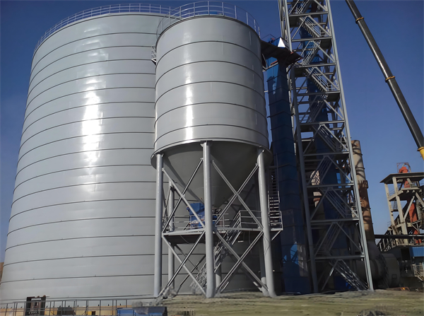 大型粉煤灰仓建造施工周期探讨